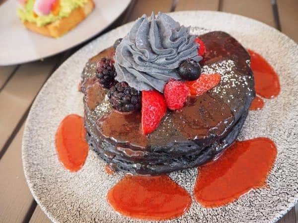 basalt Charcoal Pancakes