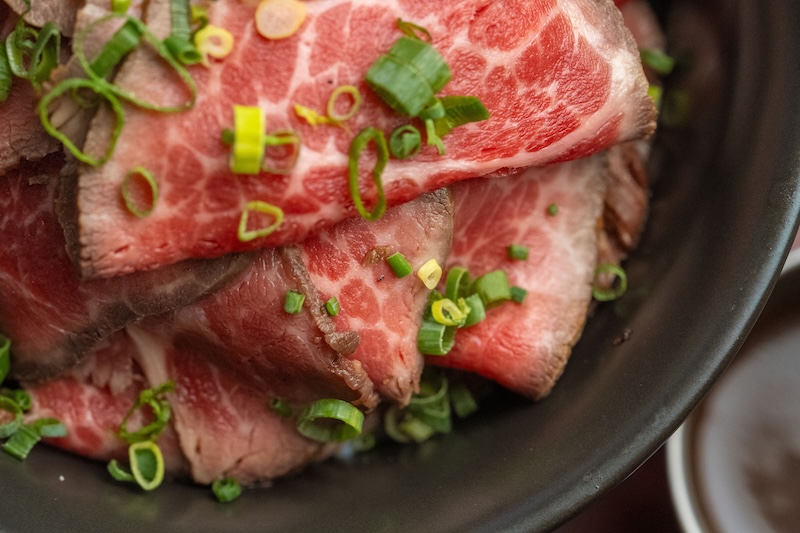 Yakiniku Sizzle Wagyu Roasted Beef Bowl0987