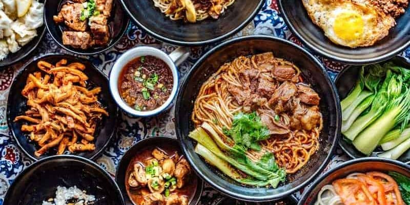 A Few Good Mian, Pho Sure