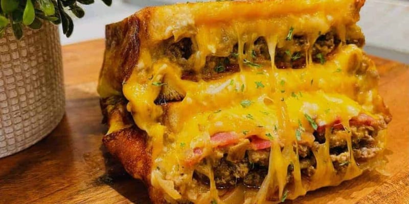 Hawaii’s Melting Pot of Sandwiches