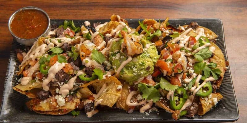 Enjoy Live Music with Dinner in Waikiki, Kani Ka Pila Grill