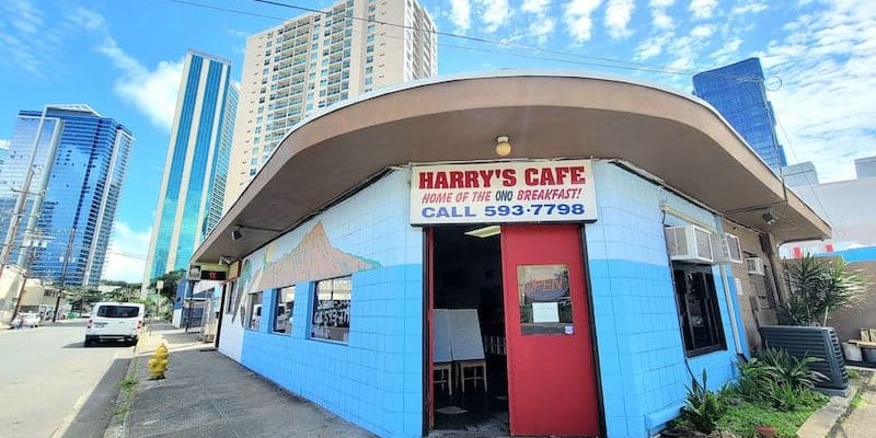 Step out of Waikiki for Hawaii Local Dishes!